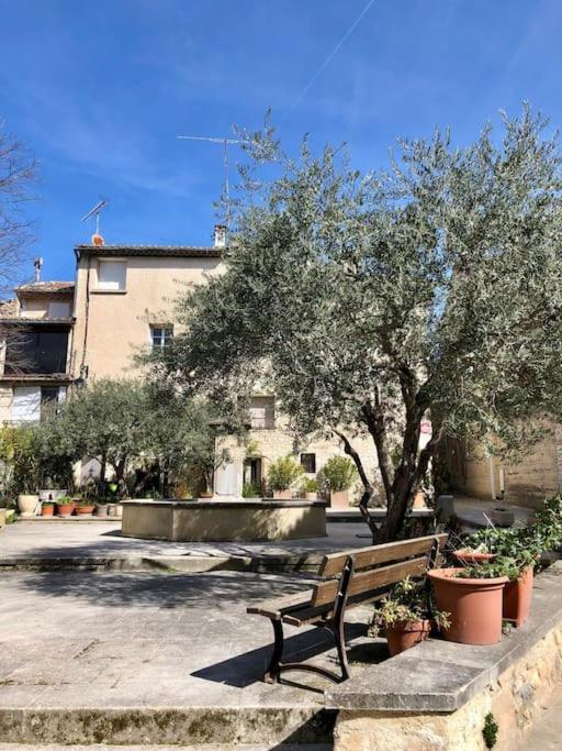 Logement Neuf, Tout Confort, Au Coeur Du Village Saint Didier  Exterior photo
