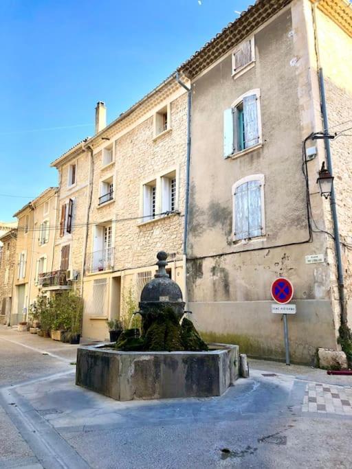 Logement Neuf, Tout Confort, Au Coeur Du Village Saint Didier  Exterior photo