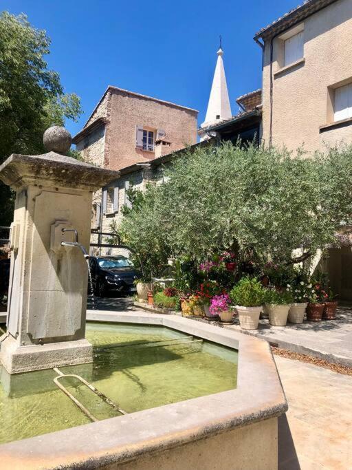 Logement Neuf, Tout Confort, Au Coeur Du Village Saint Didier  Exterior photo