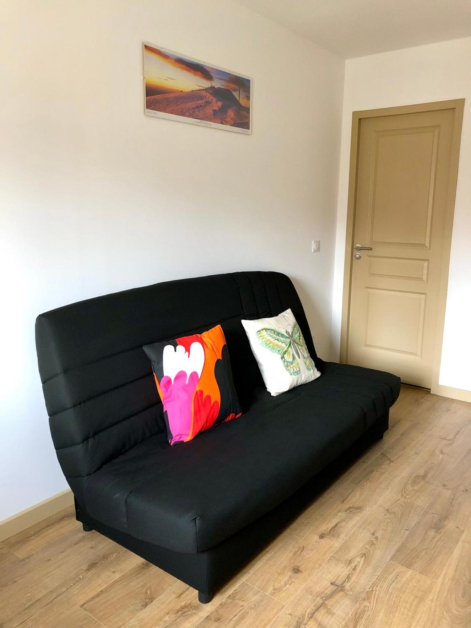 Logement Neuf, Tout Confort, Au Coeur Du Village Saint Didier  Exterior photo
