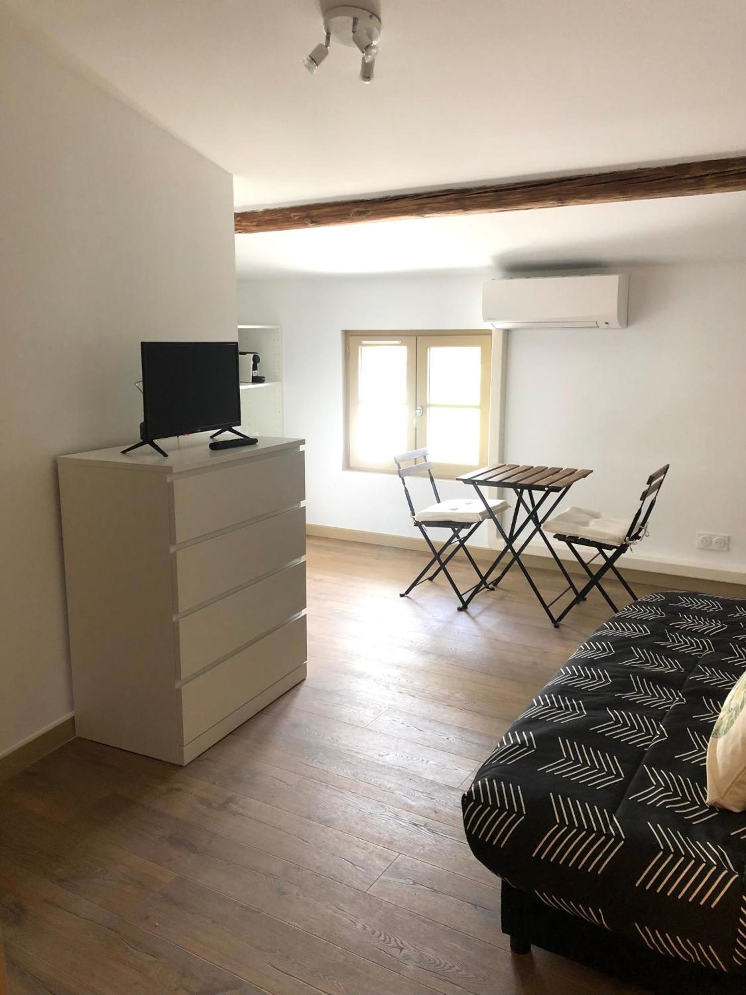Logement Neuf, Tout Confort, Au Coeur Du Village Saint Didier  Exterior photo